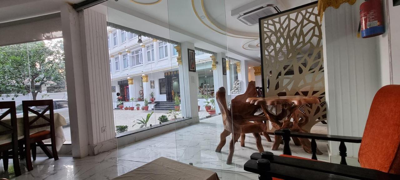 Durbar Hotel & Residence Kathmandu Ngoại thất bức ảnh