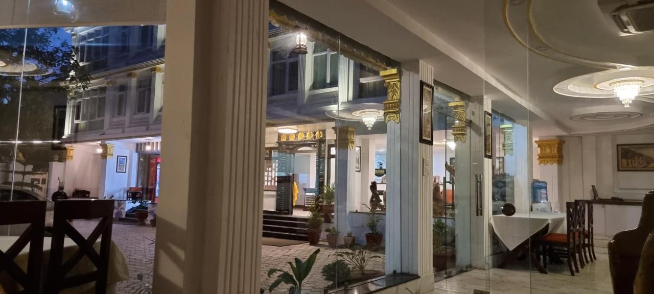 Durbar Hotel & Residence Kathmandu Ngoại thất bức ảnh