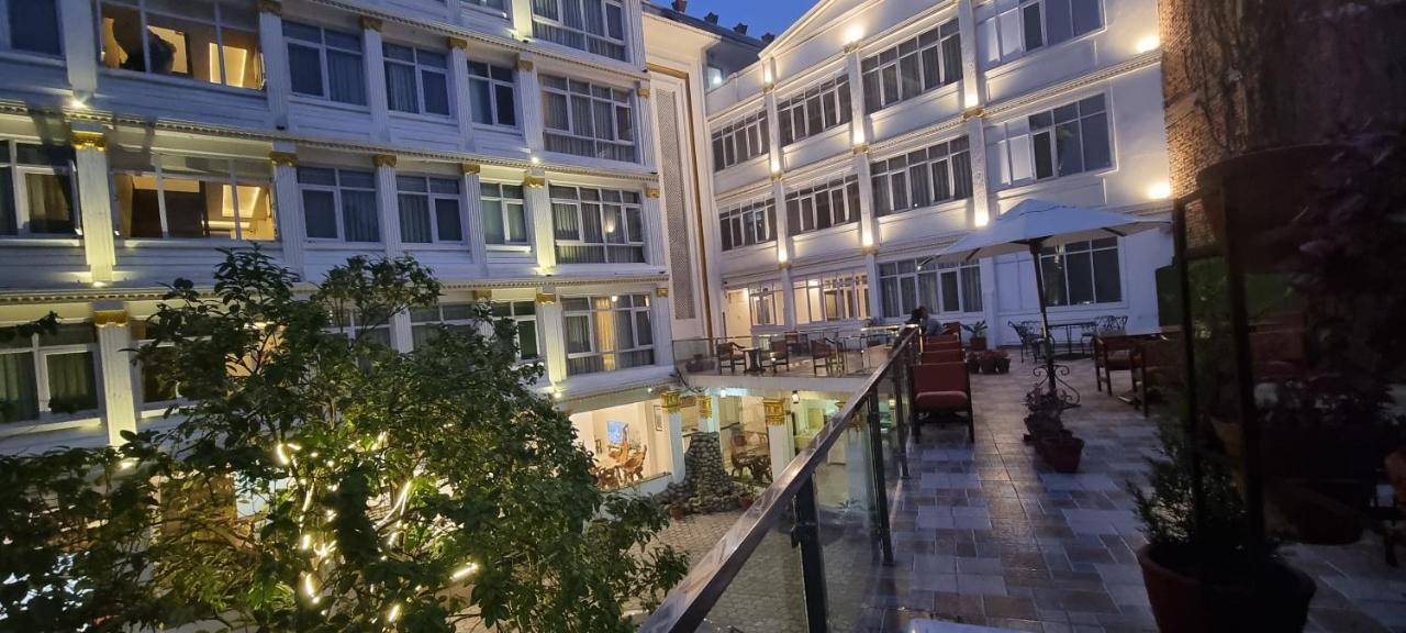 Durbar Hotel & Residence Kathmandu Ngoại thất bức ảnh