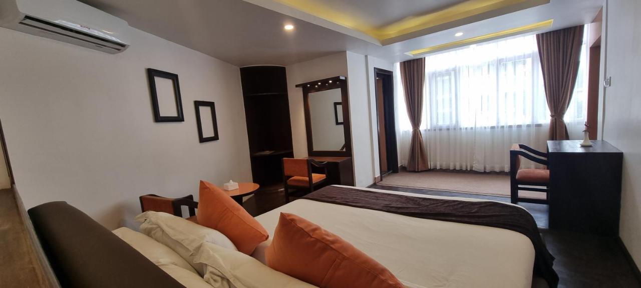 Durbar Hotel & Residence Kathmandu Ngoại thất bức ảnh