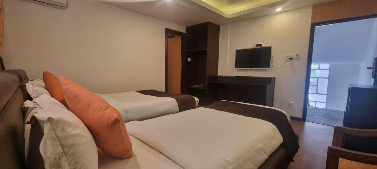 Durbar Hotel & Residence Kathmandu Ngoại thất bức ảnh